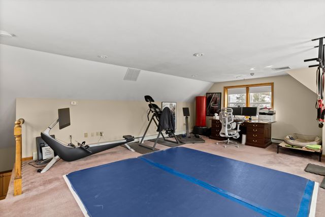 67 Forest Street, Londonderry, NH 03053