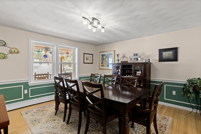 67 Forest Street, Londonderry, NH 03053