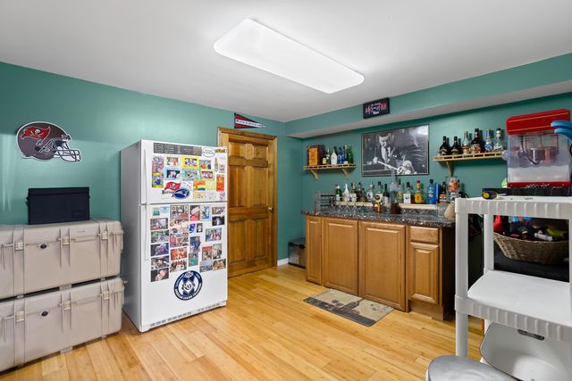 67 Forest Street, Londonderry, NH 03053