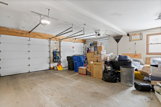 67 Forest Street, Londonderry, NH 03053