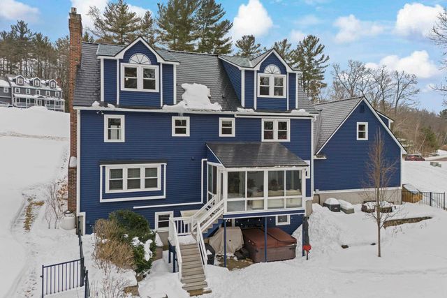 67 Forest Street, Londonderry, NH 03053