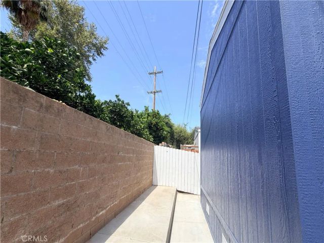 5803 Mission Blvd 14, Riverside, CA 92509