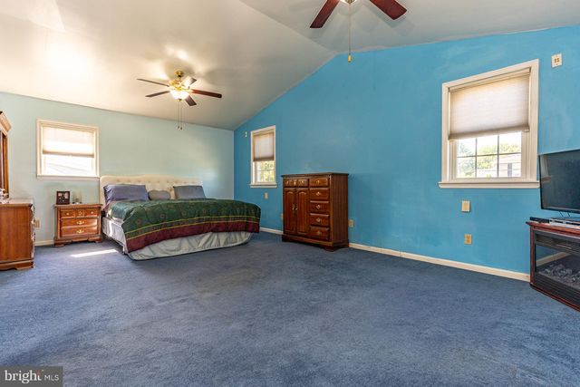 1033 GALBREATH AVE, Upper Chichester Twp, PA 19061