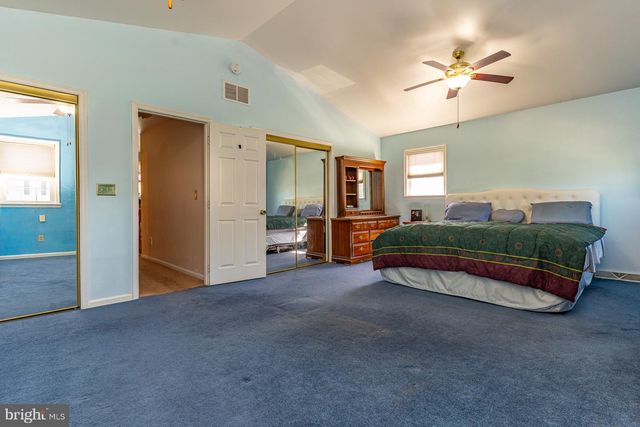 1033 GALBREATH AVE, Upper Chichester Twp, PA 19061