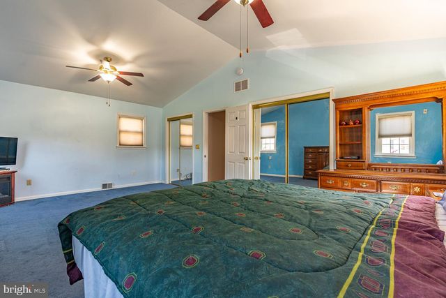 1033 GALBREATH AVE, Upper Chichester Twp, PA 19061