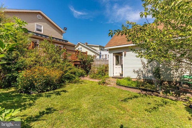 1033 GALBREATH AVE, Upper Chichester Twp, PA 19061