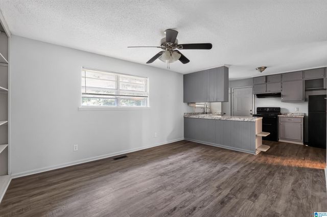 432 15TH LANE NW, Center Point, AL 35215