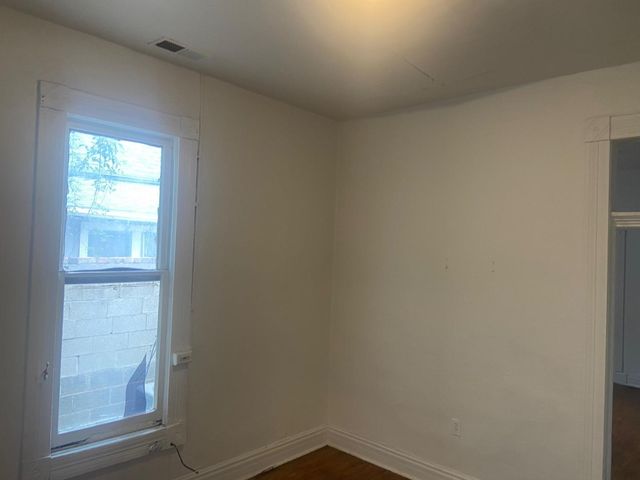 306 Walter Street SE Apt 2, Albuquerque, NM 87102