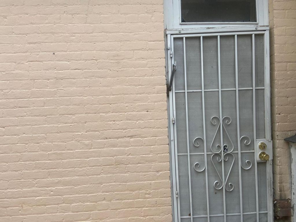 306 Walter Street SE Apt 2, Albuquerque, NM 87102