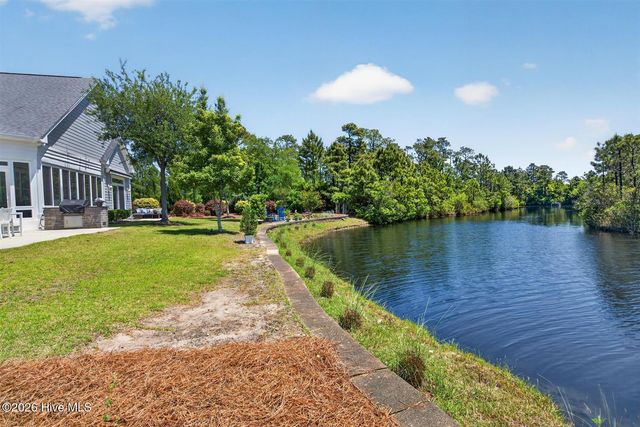 4221 Skeffington Court, Southport, NC 28461