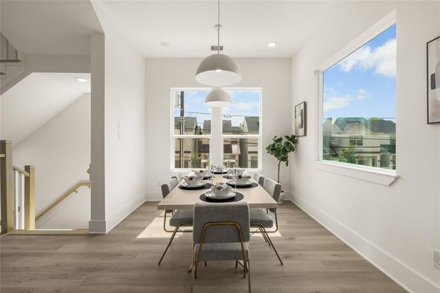 611 Skyland Terrace Way, Houston, TX 77009