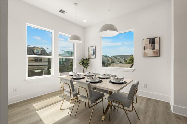 611 Skyland Terrace Way, Houston, TX 77009