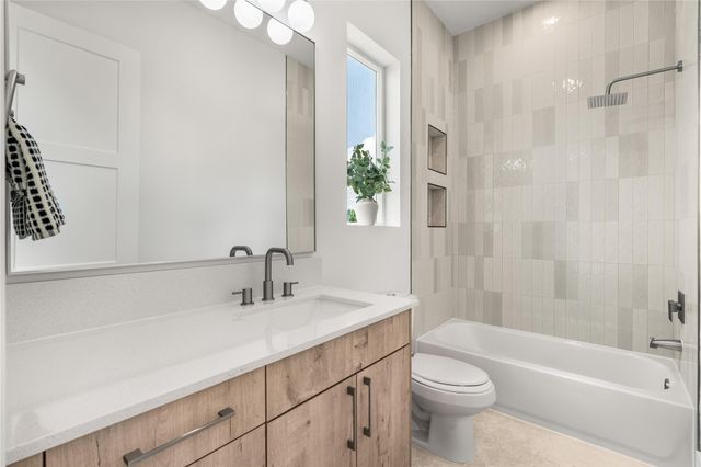 611 Skyland Terrace Way, Houston, TX 77009