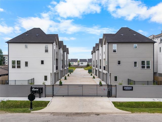 611 Skyland Terrace Way, Houston, TX 77009
