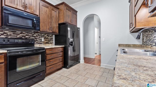 13168 AUTUMNWOOD PARKWAY, Northport, AL 35473