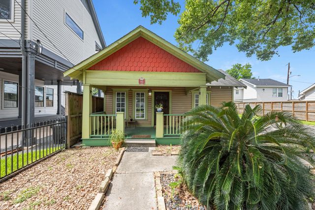 912 Robbie Street, Houston, TX 77009