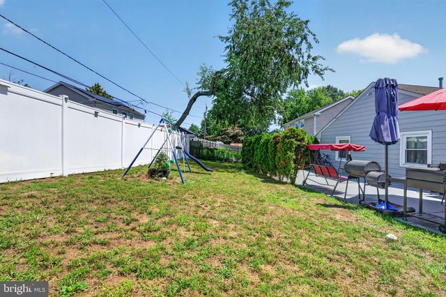 5 BABCOCK LN, Willingboro, NJ 08046