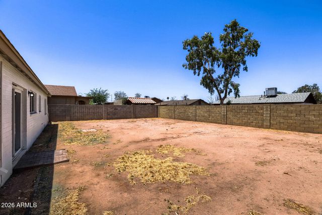 4526 E BURGESS Lane, Phoenix, AZ 85042