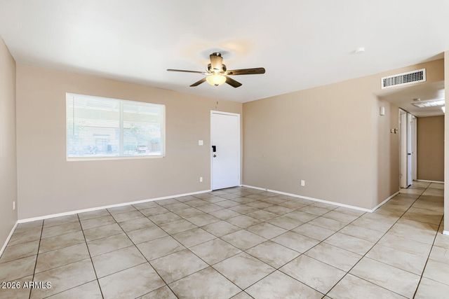 4526 E BURGESS Lane, Phoenix, AZ 85042