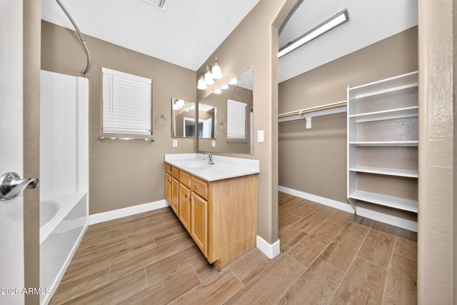 6632 S 18TH Drive, Phoenix, AZ 85041