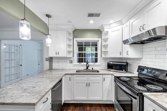 144 Woodmere NW Square, Atlanta, GA 30327