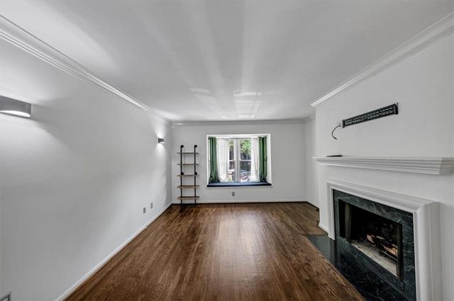 144 Woodmere NW Square, Atlanta, GA 30327