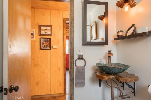 620 W Aeroplane Boulevard, Big Bear City, CA 92314