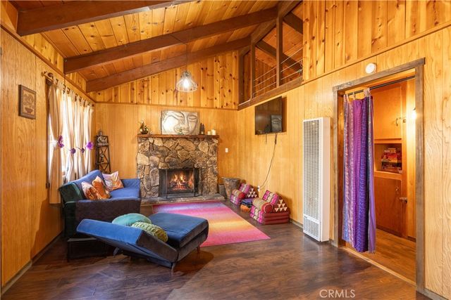 620 W Aeroplane Boulevard, Big Bear City, CA 92314