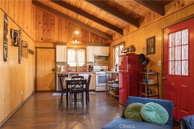 620 W Aeroplane Boulevard, Big Bear City, CA 92314