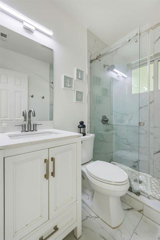 16101 NE 8th Ave, North Miami Beach, FL 33162