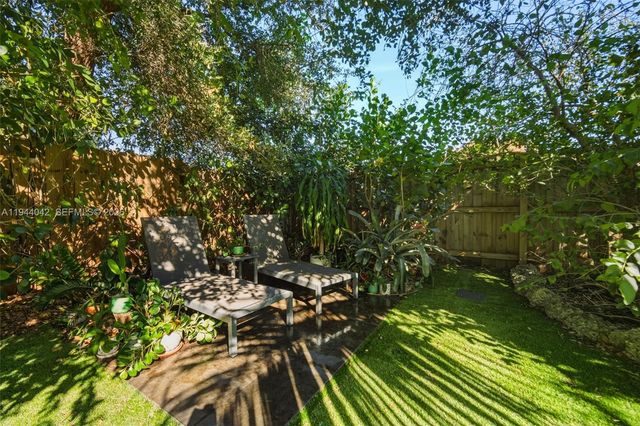 16101 NE 8th Ave, North Miami Beach, FL 33162