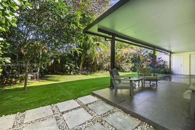 16101 NE 8th Ave, North Miami Beach, FL 33162