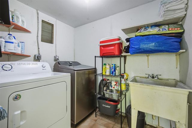 16101 NE 8th Ave, North Miami Beach, FL 33162