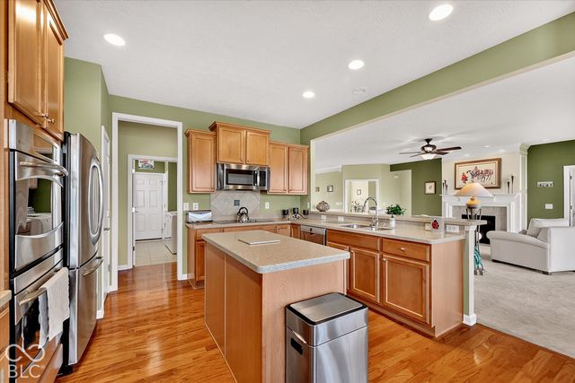 15258 Trebbiano Drive, Fishers, IN 46037