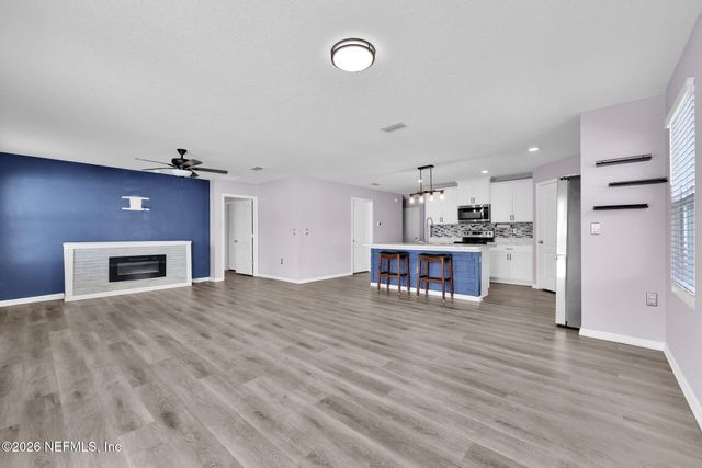 2347 OAK STREAM Drive, Green Cove Springs, FL 32043