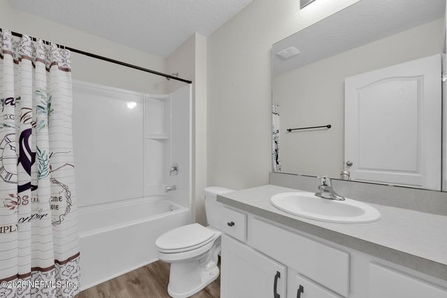 2347 OAK STREAM Drive, Green Cove Springs, FL 32043