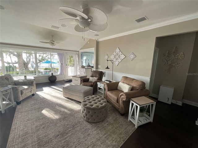 202 FAIRMONT STREET, Clearwater, FL 33755