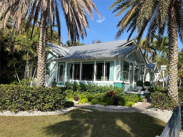 202 FAIRMONT STREET, Clearwater, FL 33755