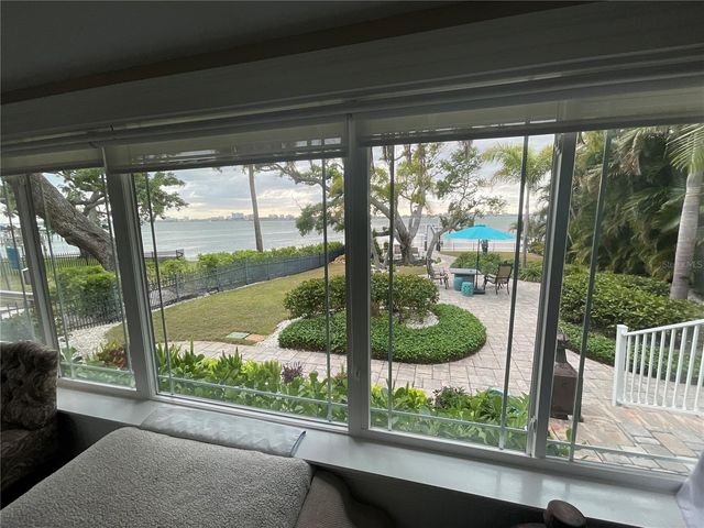 202 FAIRMONT STREET, Clearwater, FL 33755