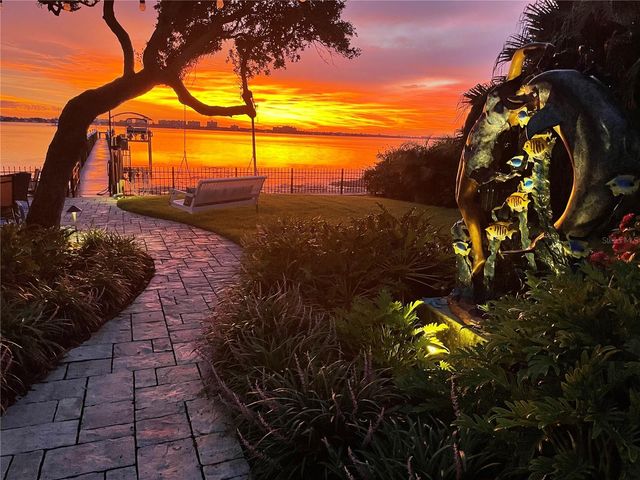 202 FAIRMONT STREET, Clearwater, FL 33755