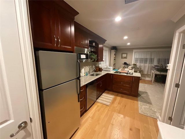 202 FAIRMONT STREET, Clearwater, FL 33755