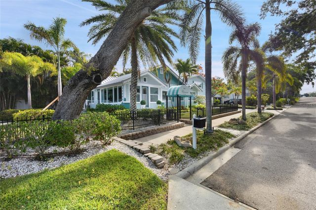 202 FAIRMONT STREET, Clearwater, FL 33755