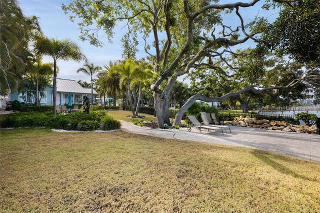 202 FAIRMONT STREET, Clearwater, FL 33755