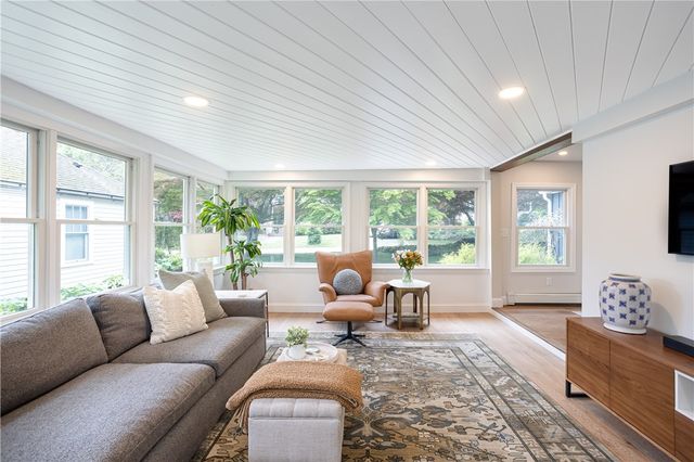 30 Standish Road, Jamestown, RI 02835