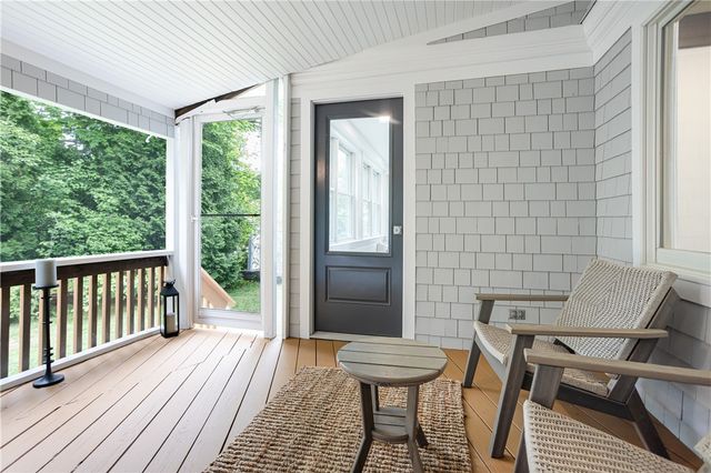 30 Standish Road, Jamestown, RI 02835
