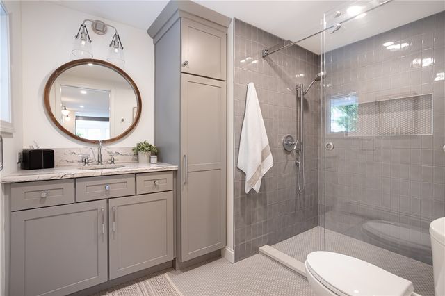 30 Standish Road, Jamestown, RI 02835