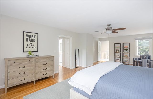 30 Standish Road, Jamestown, RI 02835