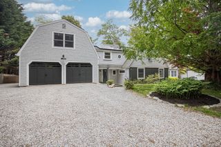 30 Standish Road, Jamestown, RI 02835