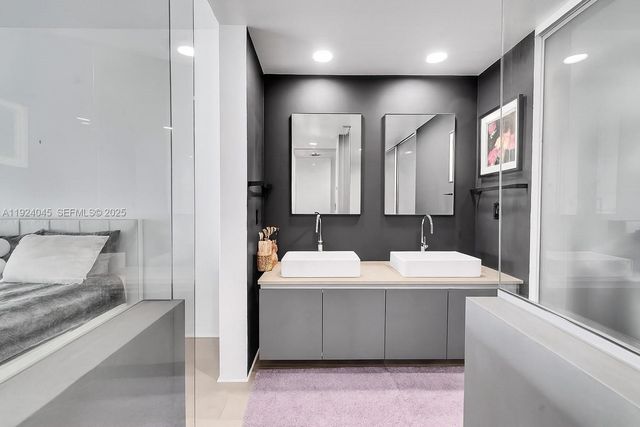 1040 Biscayne Blvd 2603, Miami, FL 33132