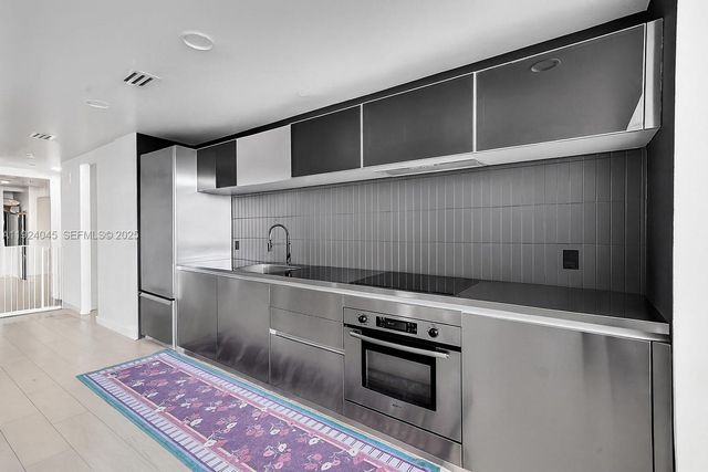 1040 Biscayne Blvd 2603, Miami, FL 33132